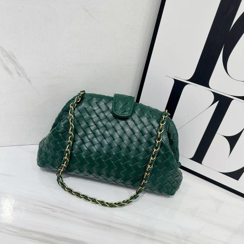 Vintage Classic Clip Chain Bag Cowhide Woven Bag Cloud Bag Underarm Shoulder Dinner Hand Shell Bag
