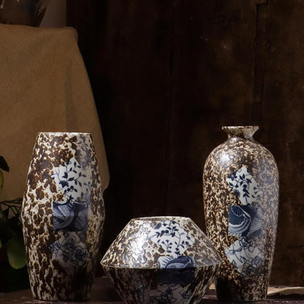 Japanese-Style Simple Ceramic Vase for Creative Home Decor and Dried Flower Arrangements