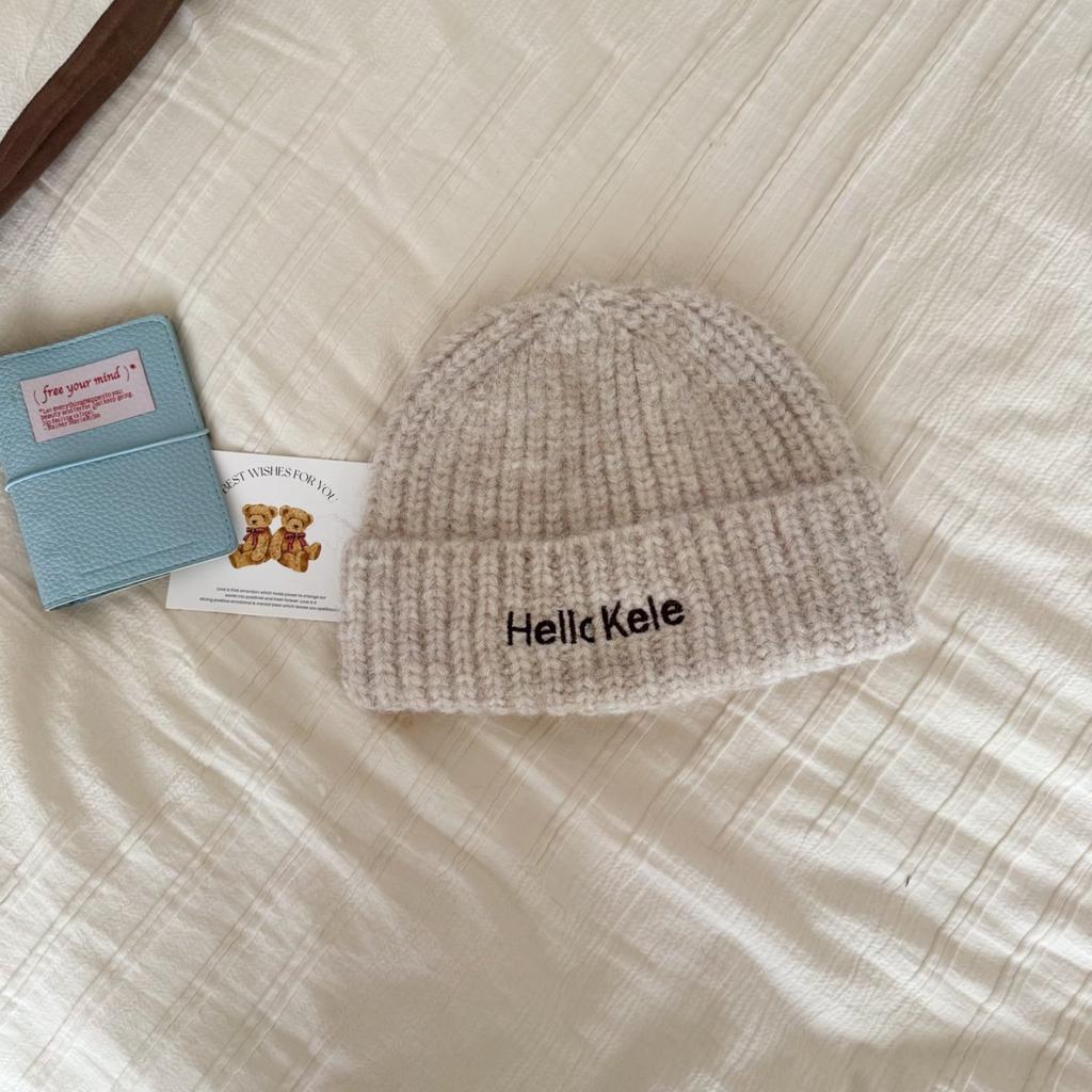 2025 New Alphabet Embroidery Fashion Hat Wool Hat Foreign Knitted Hat Premium Warm Versatile Cold Hat