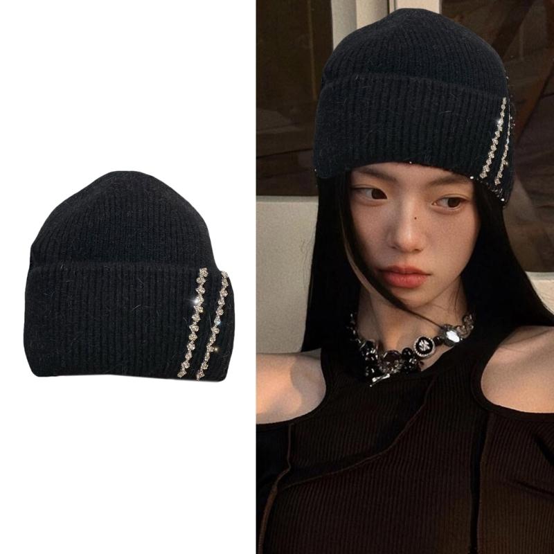 Luxurious Knitted Hat with Sparkling Rhinestones Fashionable Handmade Hat for Fashion Enthusiasts
