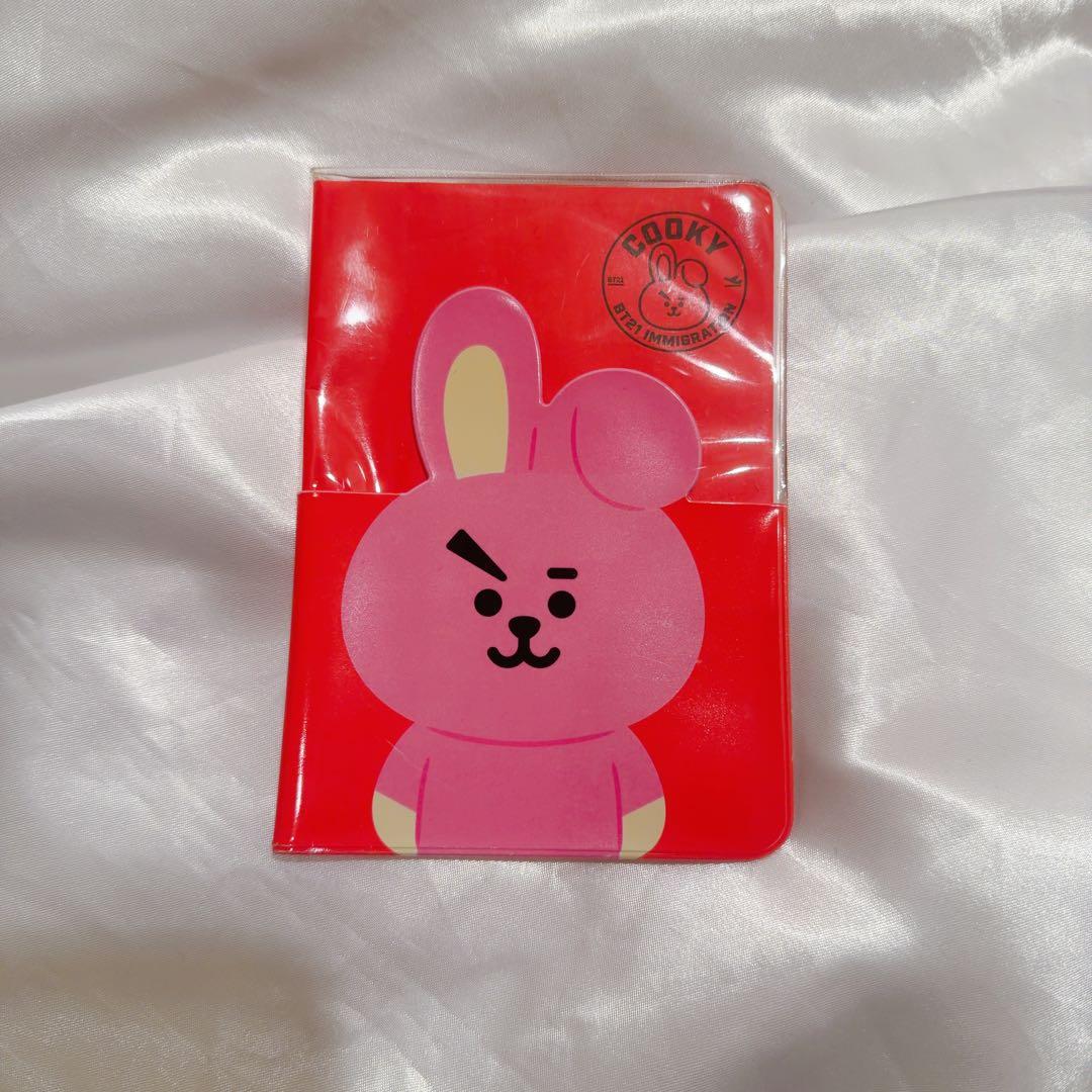 

[USED] BTS Jungkook BT21 cooky first generation passport case