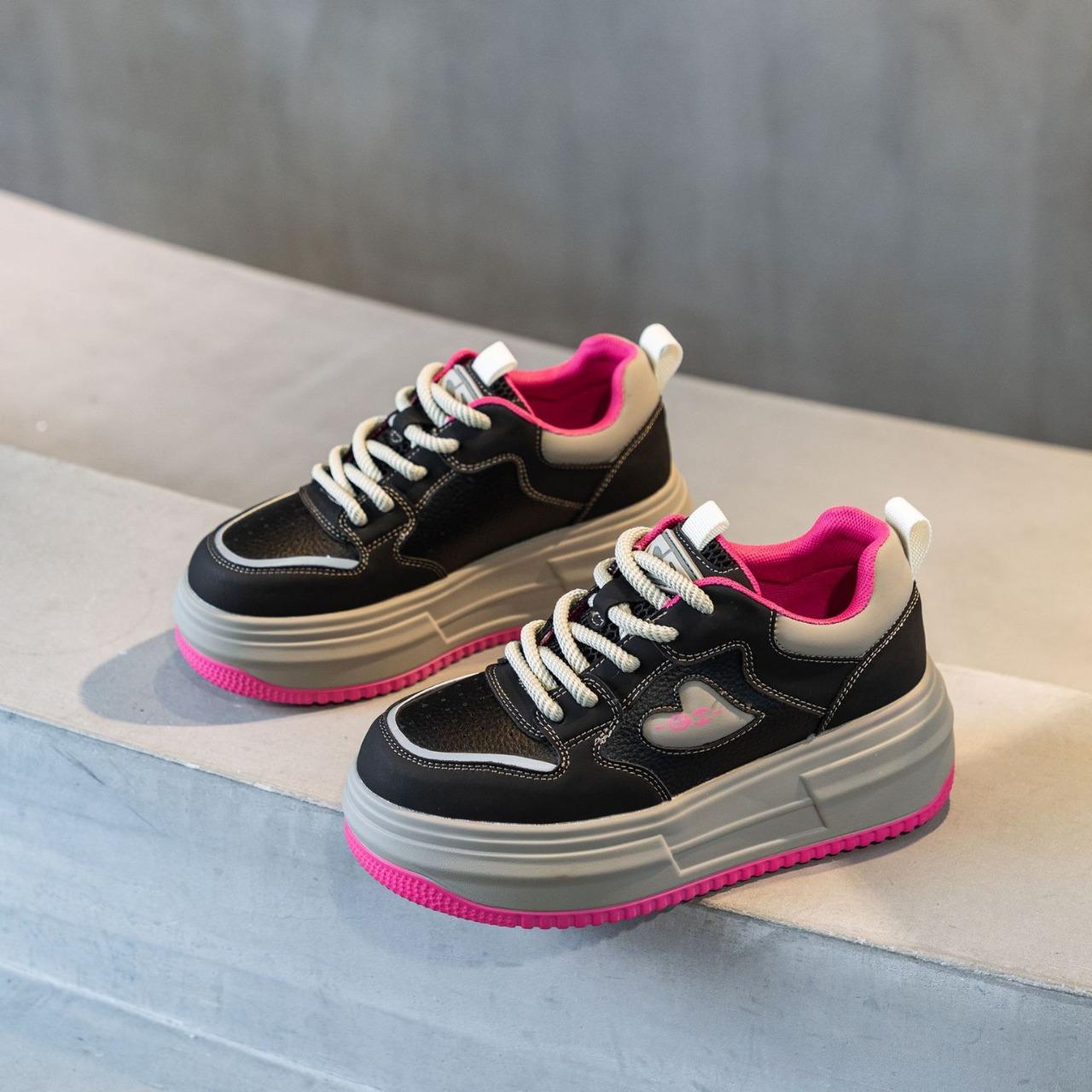 

Leather color matching women s shoes spring new women s single shoes versatile platform lace-up casual student women s board shoes 39 чорний