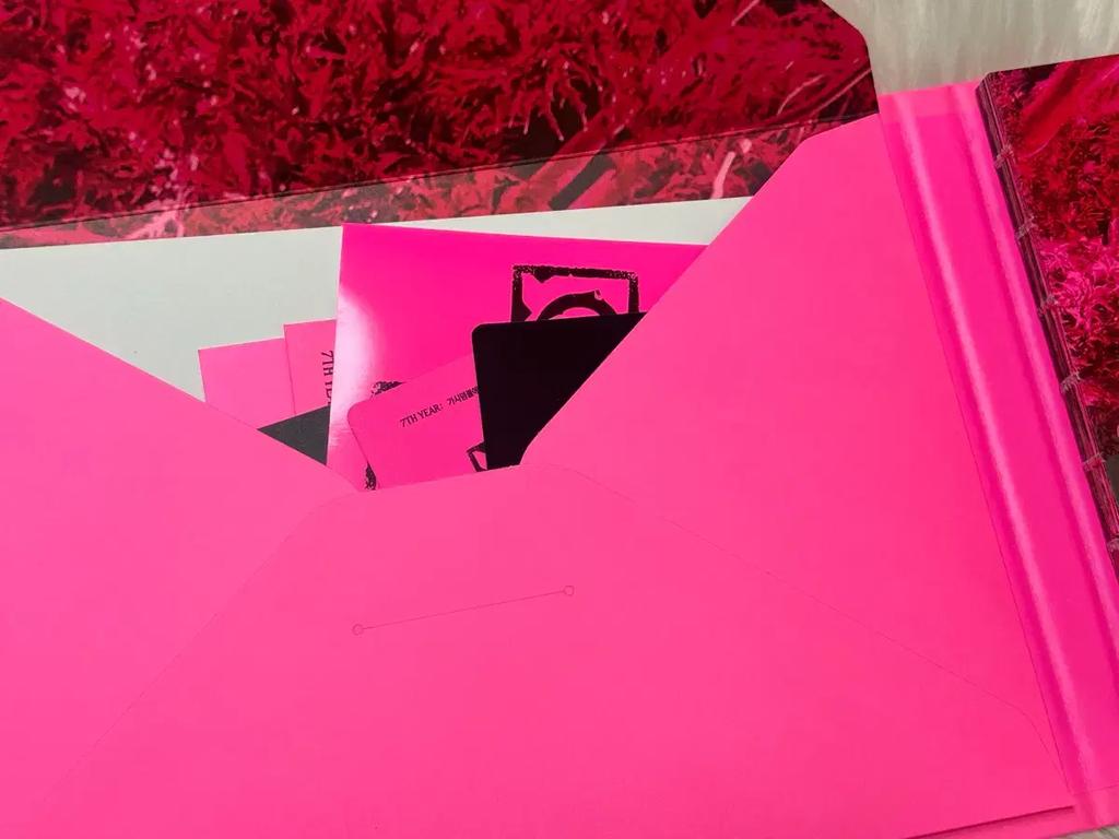 TOMORROW X TOGETHER TXT Autographed Album