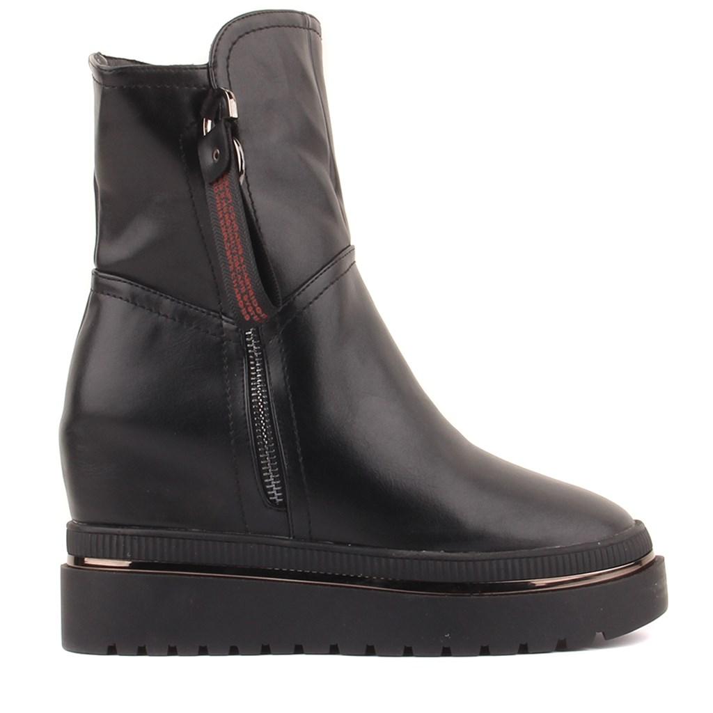 

Guja - Черные женские сапоги на молнии