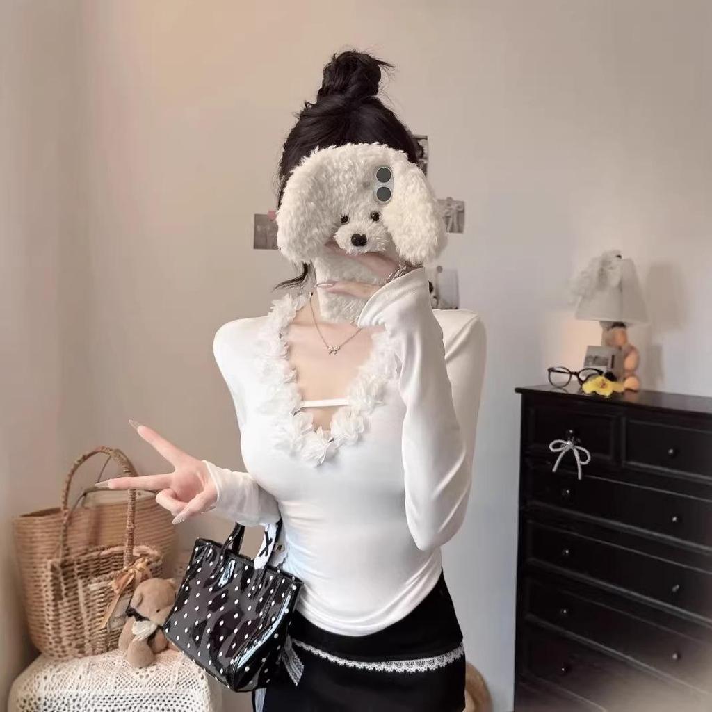 Korean Style Sweet V-Neck Lace Long-Sleeve Women's Top - Simple, Versatile, Solid Color for Autumn/Winter