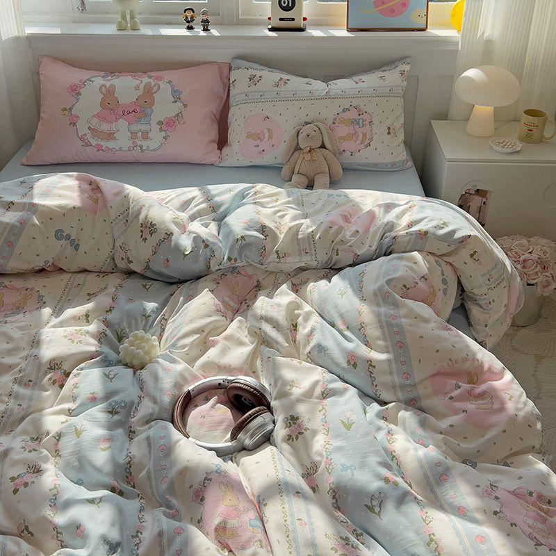 

Мультяшный стиль Мягкий Клейкий Пододеяльник Набор из четырех предметов Простыня Покрывало Одеяло Односпальная Кровать Односпальная Кровать Набор из трех предметов Нехлопок Чистый хлопок 150*200cm single quilt cover Sweet Rabbit