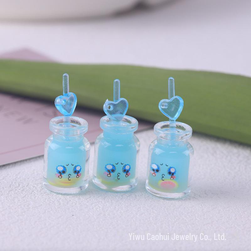 

Зроби сам Світний кулон у вигляді пляшки з виразом обличчя з соломинкою у формі серця - Брелок для чашки для напоїв та Шарм для мобільного телефону з отвором для підвішування