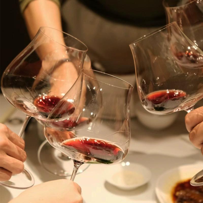 2pcs 810ml Crystal Wine Glasses Large Red Wine Tasting Glasses Barware Decor Perfect for Awakening The Flavors of Red Wine