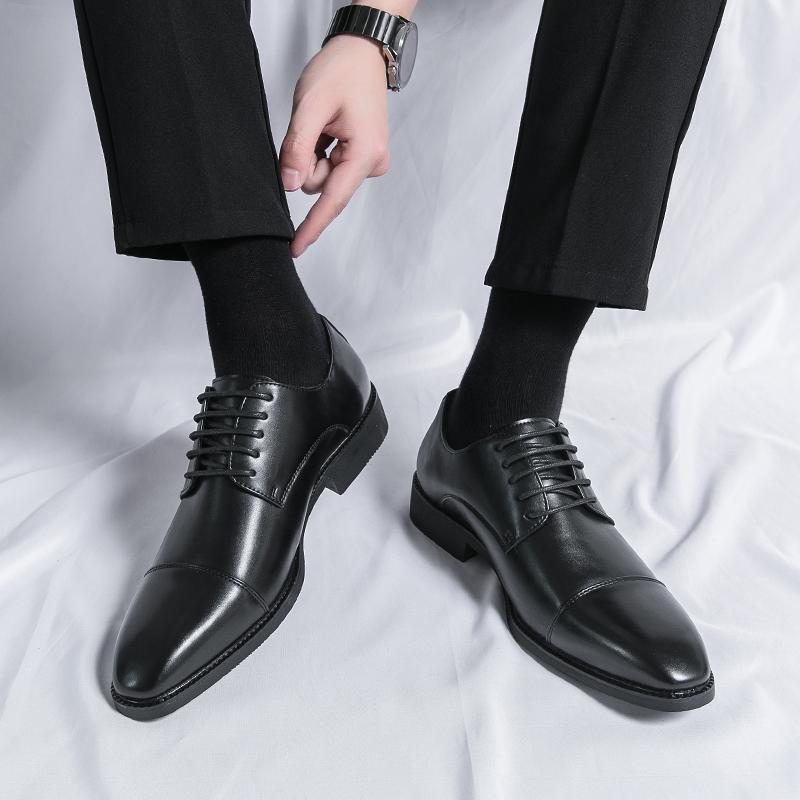 Fashion Men's Genuine Leather Shoes Classic Men's Pointed Dress Shoes Versatile Men's Professional Business Shoes Men's Casual Shoes