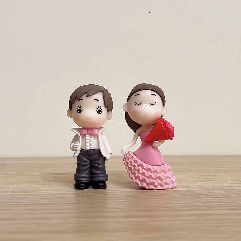Adorable Western-Style Newlywed Couple Korean-Inspired Creative Figurines for DIY Garden Landscapes