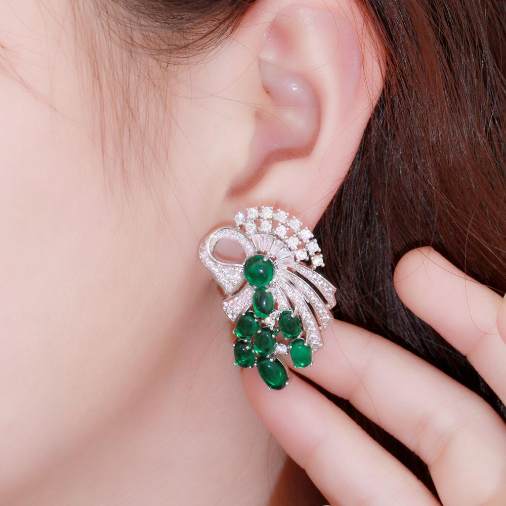 CMM Geometrische ästhetische große Tropfenohrringe mit rubinrotem Zirkonia