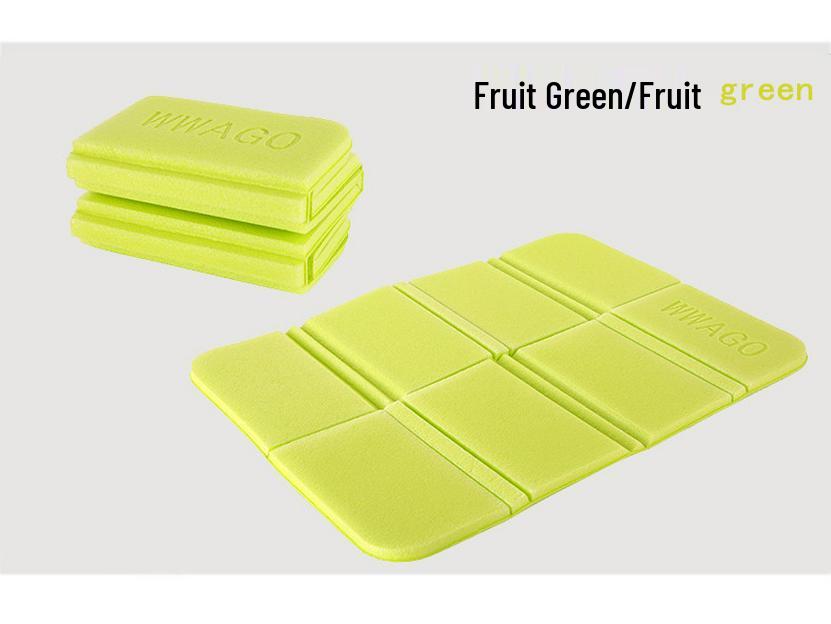 Waterproof & Stain-proof Outdoor Folding Mat: 20% Off - Perfect for Camping, Park, and Beach!