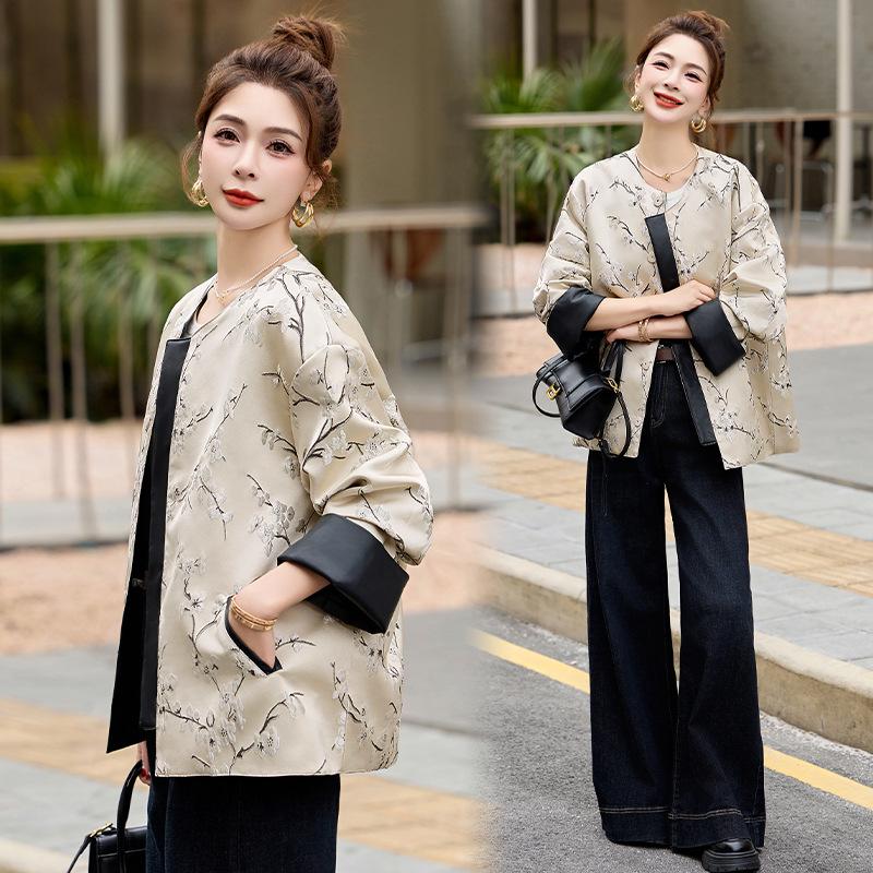 

2025 Весна Женская Стильная Куртка Жаккардовая Двусторонняя в Китайском Национальном Стиле C8768 Medium 110-120 lbs