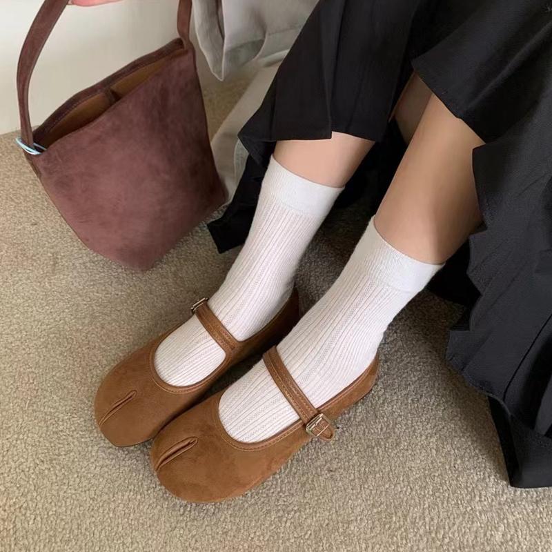 Fashion SUOJIALU 2024 Autumn Women Flat Shoes Fashion Split Toe Slip On Ladies Elegant Baot Shoes Soft Low Heel Outdoor Dress Single Sho