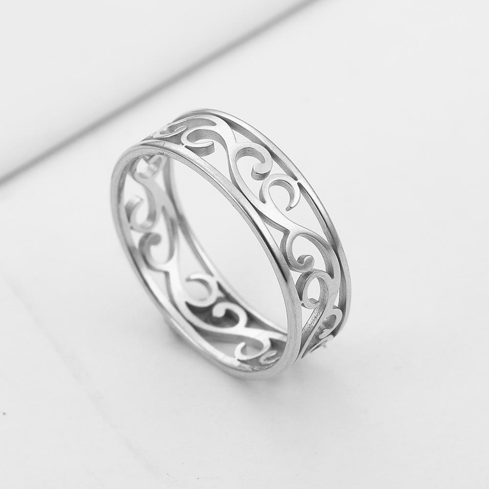 Skyrim Retro Filigree Stainless Steel Ring Cutout Elegant Gold Color Finger Rings Jewelry Wedding Gift for Women Friend