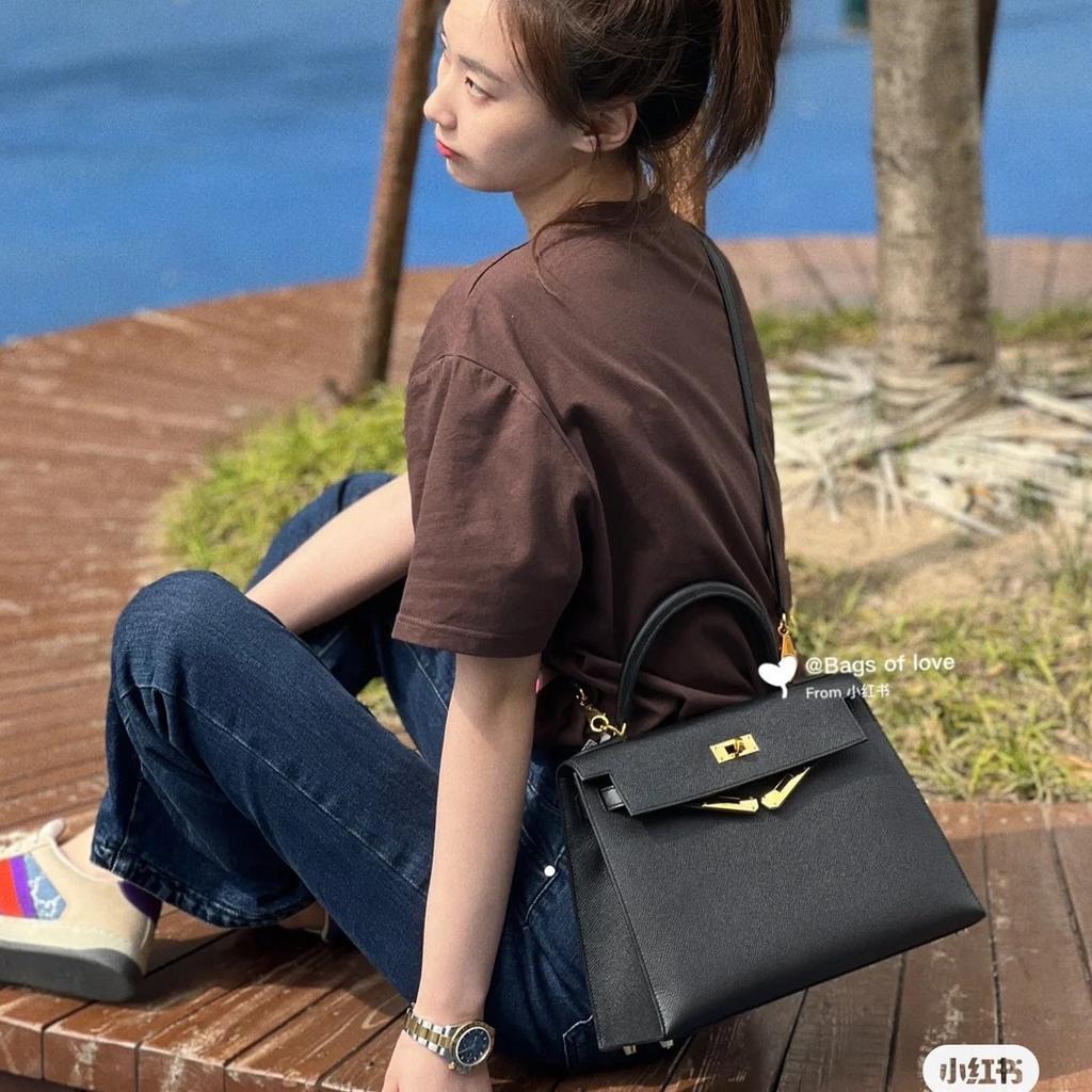 Leather Bag Retro Light Luxury Cowhide Handbag Premium Shoulder Messenger Bag
