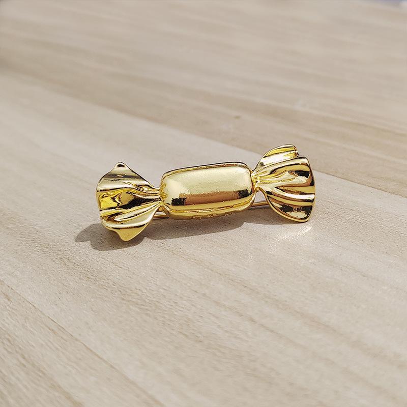 

Серебряная азиатская серебряная конфетная брошь Нишевая мода Милая японская и корейская металлическая сотня Коллокация