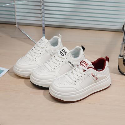 2025 Spring Little White Shoes New Korean Version Ins Female Students Height Increase Platform Sports Board Shoes Casual Shoes Female NK869