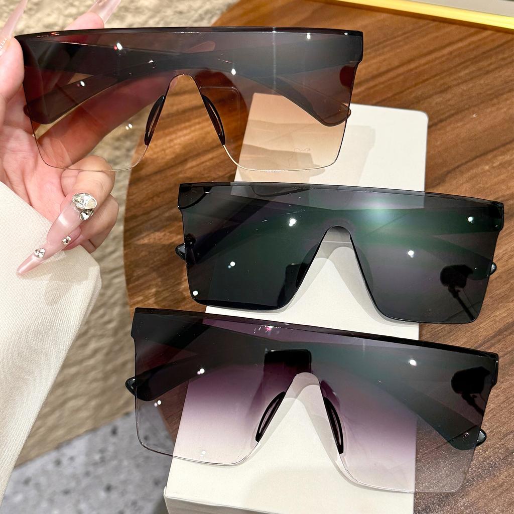 3Pcs Fashionable New Trendy Ultra-Light Sunshade Sunglasses with Large Frames and Uv Protection for Street Photography