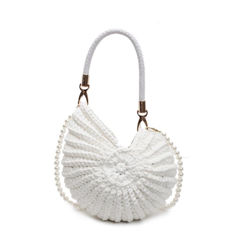 Luxury Hand-woven Shell Bag Women Seaside Conch Shell Messenger Shoulder Bag Exquisite Pearl Chain Fashion Holiday Shopping Bag