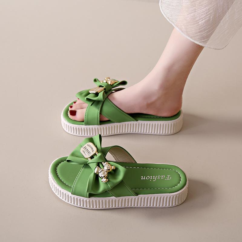 Летние милые тапочки с медведем для женщин — фото 8