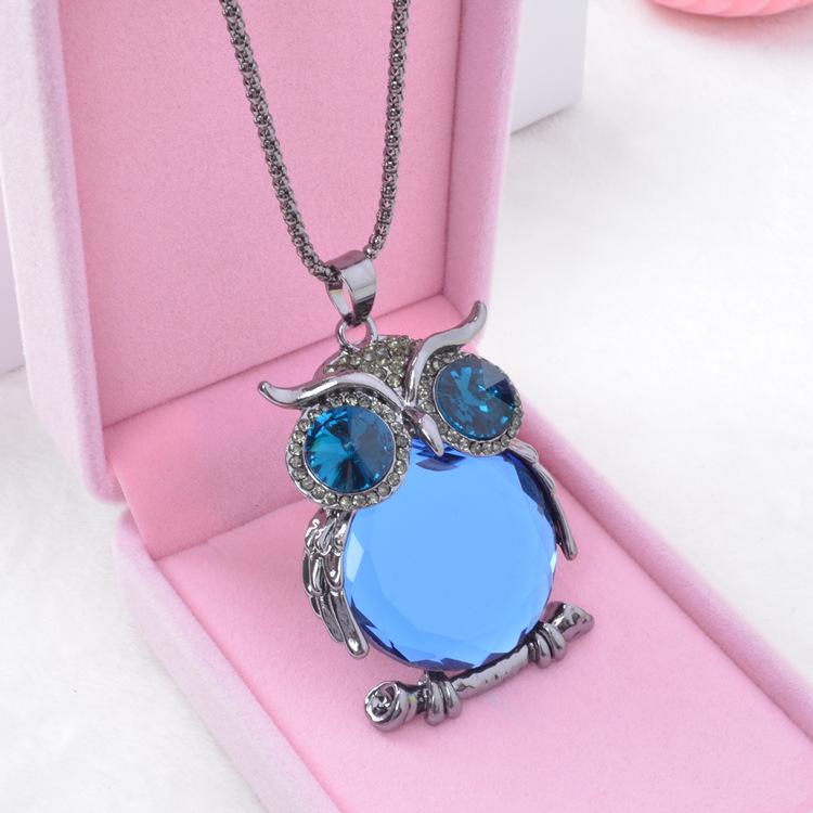 Autumn & Winter Korean Long Sweater Chain Pendant - Versatile Women s Necklace, Japanese-Korean Sweet Style Accessory