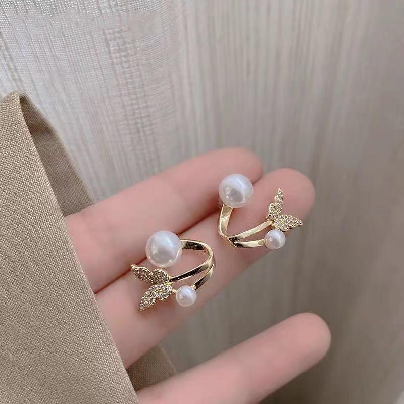 Heart Round Imitation Pearl Butterfly Leaf Tulip Flower Drop Earrings Women Wedding Geometry Jewelry Trend Creative Accessories