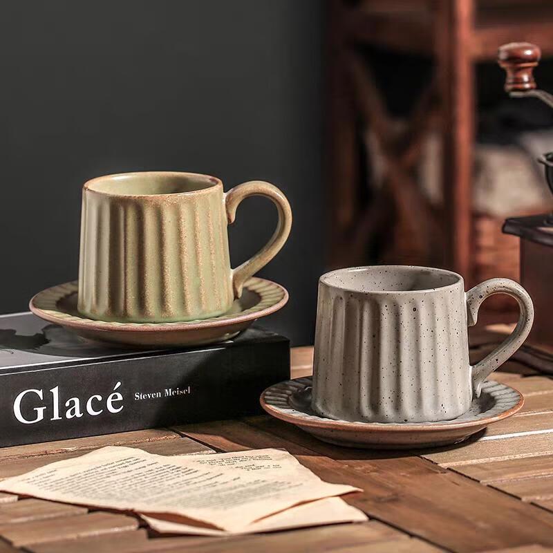 HANDUNYOU Retro Flower Ceramic Coffee Cup & Saucer Set