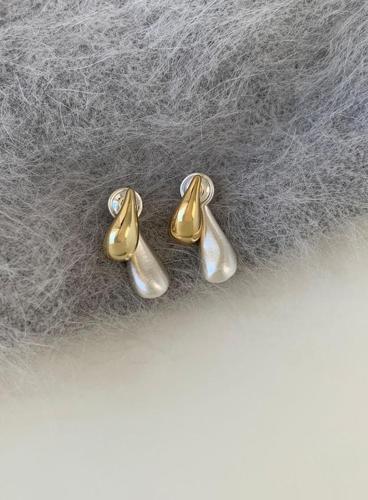 S925 Silver Needle Hong Kong Style Water Drop Earrings for Women - Exquisite 2024 Niche High-End Stud Accessories