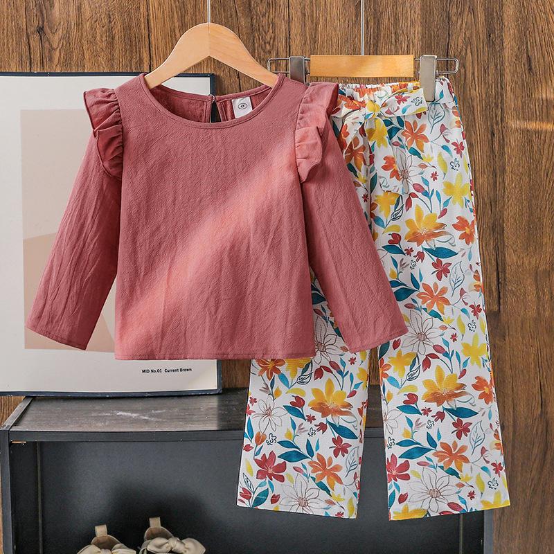 

Повседневный комплект для девочек, осенняя детская мода, брюки с принтом, топ с длинными рукавами и кружевом на плечах 130cm=7Y