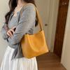 Damen gewebte PU-Eimertasche Minimalistische Umhänge-Handtasche für den täglichen lässigen Einkauf