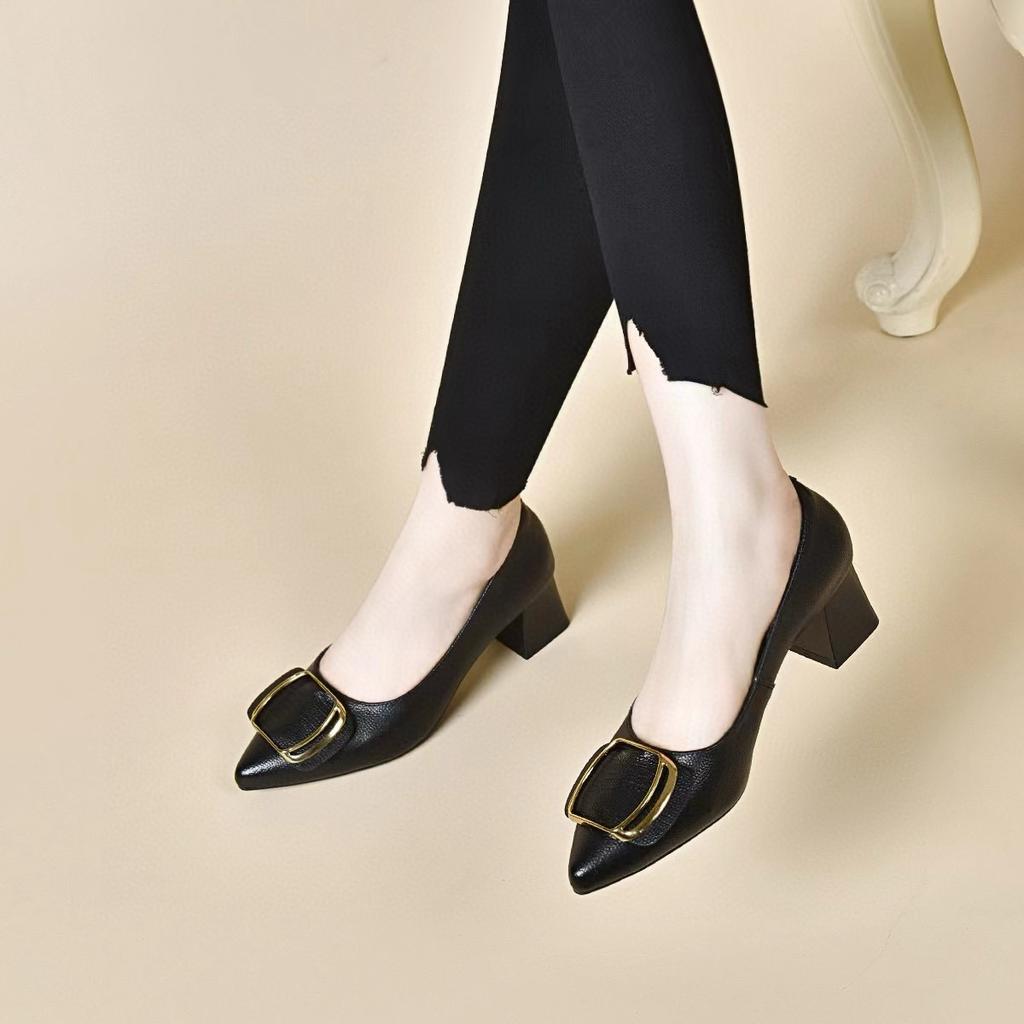 Pointed high heels women's 2025 spring new round buckle shallow mouth one pedal fashion shoes four seasons small single shoes work shoes
