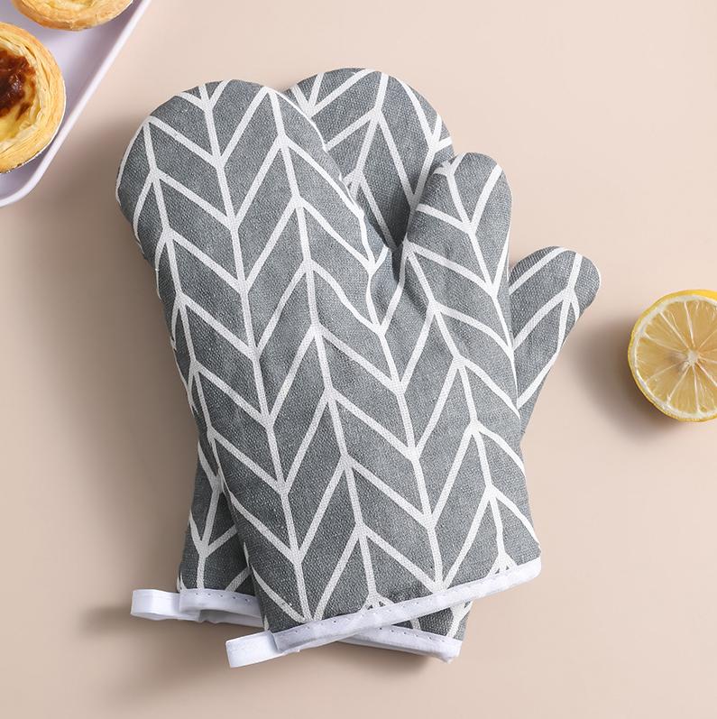 Anti Scald Gloves, Kitchen Microwave Oven, Thickened Grid Oven, Heat-resistant Gloves, Heat-resistant Baking