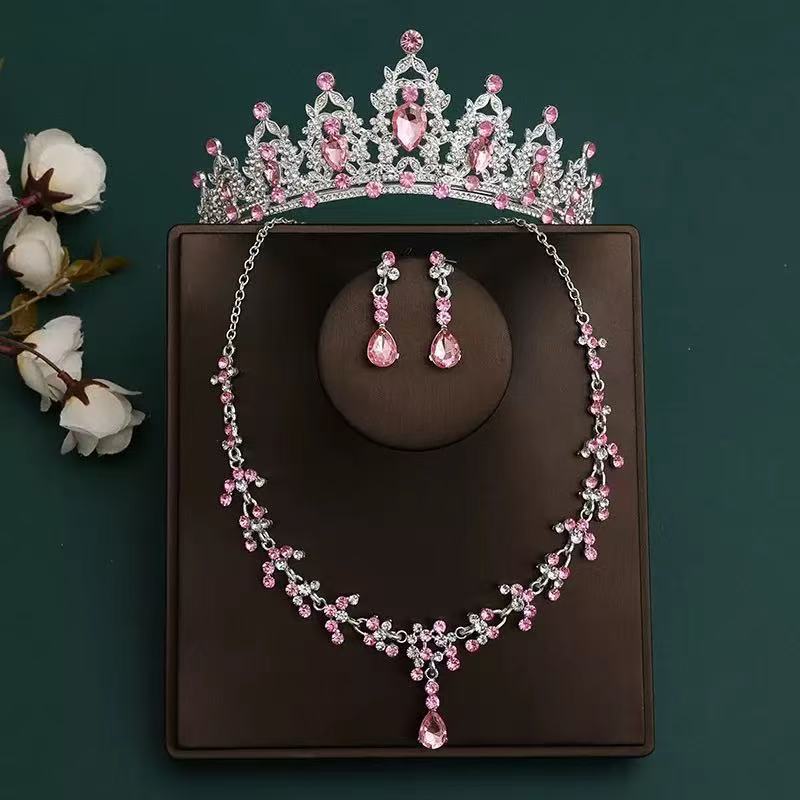 

Новый Свадебный Набор Тиара Корона из Трех Предметов Свадебное Ожерелье Серьги Набор Стразов Европейские и Американские Свадебные Аксессуары