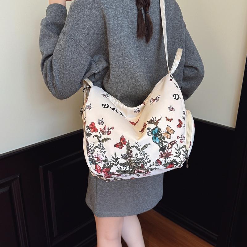 New fashion travel leisure women's tote bag light go out women's backpack single shoulder oblique span bag