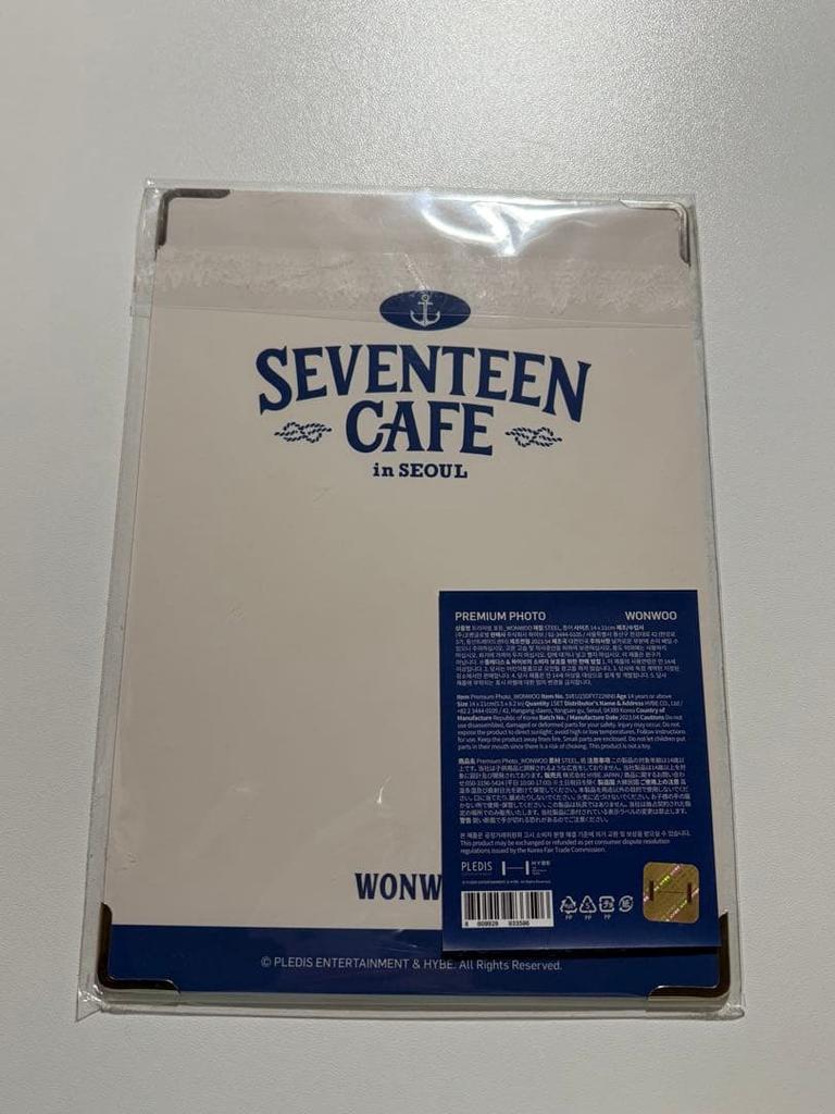 [USED] SEVENTEEN Seventeen Wonwoo Seventeen Cafe Premium Photo Korea Exclusive