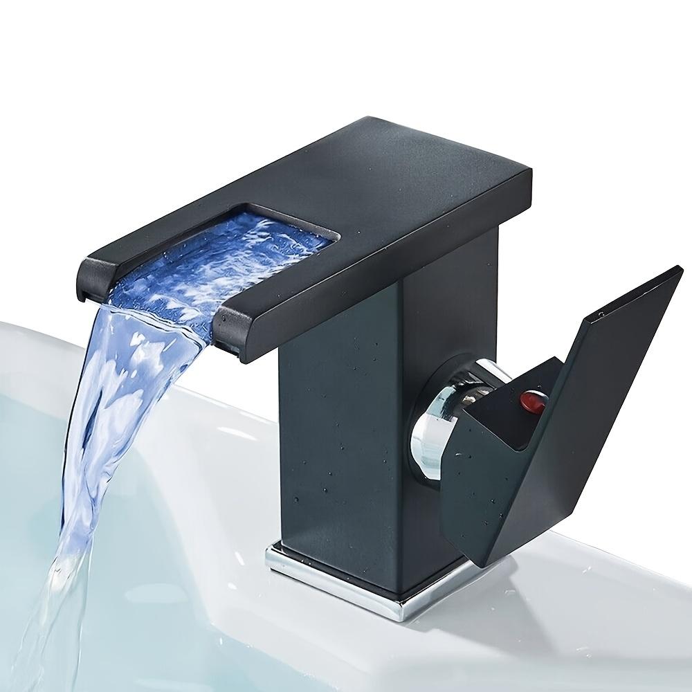 Moderní koupelnová baterie s vodopádem a LED osvětlením Jednopáková 3barevně měnící se výtok