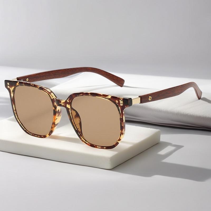 Retro Square Frame Sunglasses for Women Fashion Luxury Designer  Man Sun Glasses Eyewear Shades UV400gafas de sol hombre