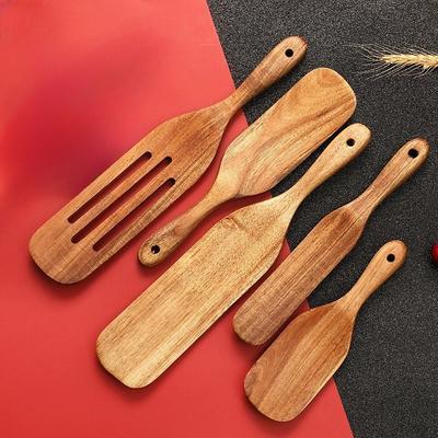 Stoviglie – Set di utensili da cucina