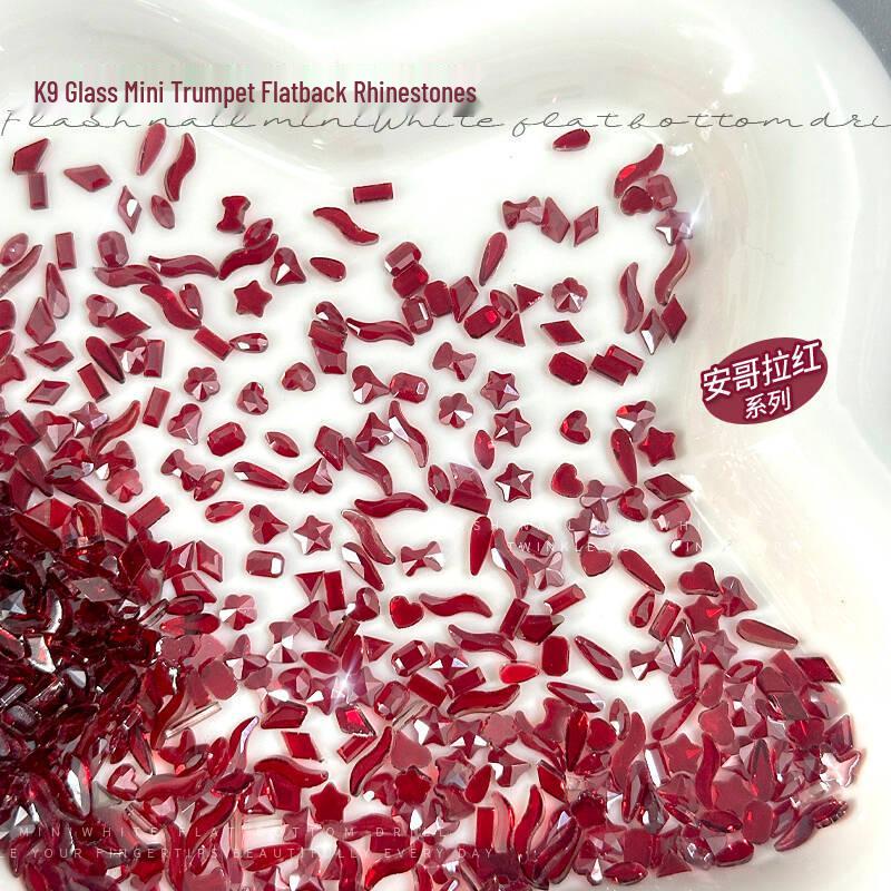 

Инновационные красные неправильной формы стразы для нейл-арта Ангола - Новогодние K9 с плоским дном украшения для ногтей Angola Red Small Flat-Back Rhinestones 100 pcs