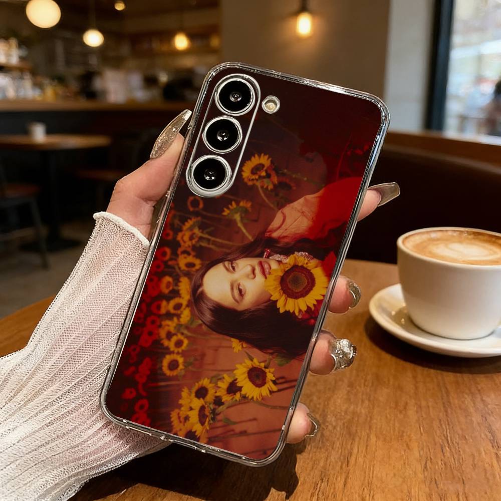 Singer R-Rosalia Spanish Phone Case For Samsung S25,S24,S21,S22,S23,S30,Ultra,S20,Plus,Fe,Lite Transparent Cover