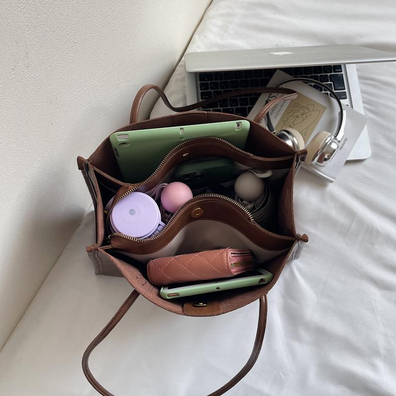 Structured Leather Tote Bag with Long Handle Large Capacity Everyday Fashion Shoulder Bag