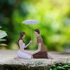 Paar Figuren Statue Handwerk Handwerksskulptur Hält Regenschirm für Wohnzimmer Landschaft
