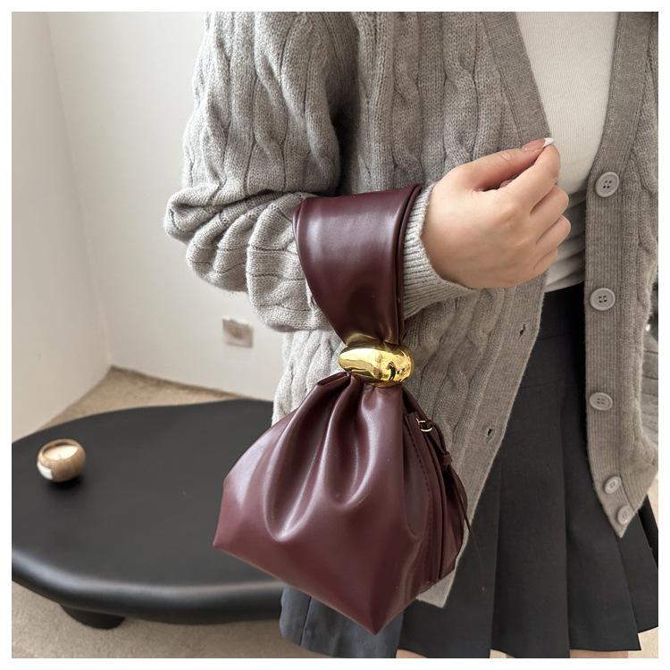 New Pleated Vintage Faux Leather Bucket Bag for Women Small Single Shoulder Wristlet Clutch