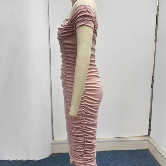 Šaty s krátkým rukávem, v pase přiléhavé, s obepnutím boků, jednobarevné, sexy, elegantní, s odhalenými rameny, řasené, plisované, midi, úzké, streetové