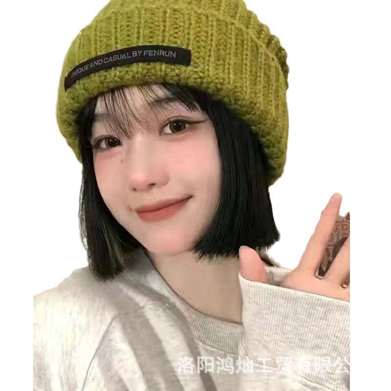 Knitted hat for women, warm in autumn and winter, thickened ear protectors, cute in winter, showing a small face, and fashionable wool hat.