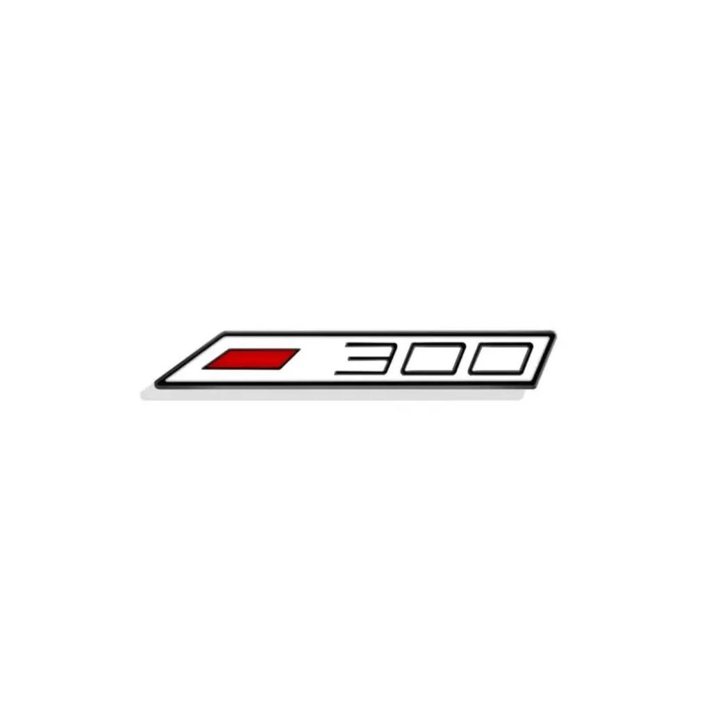 3D kovový styling auta Závodní vlajka Logo R Zadní jmenovka auta Kufr Karoserie Znak Samolepka Pro Cupra 300 Leon Tipo Altea Ibiza Fiat 500