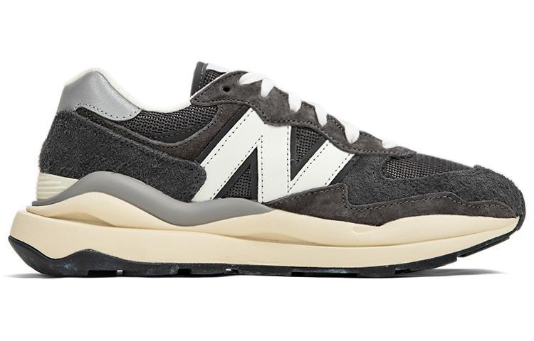 57/40 New Balance 'Magnet Sea Salt' M5740VL1