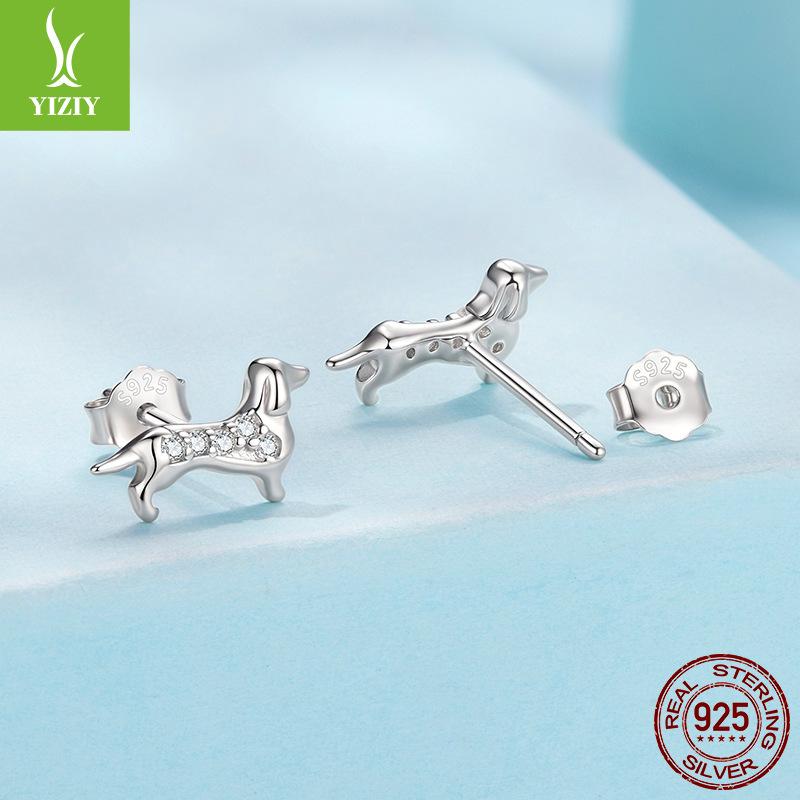 S925 Sterling Silver Dachshund Mini Stud Earrings, Exquisite And Cute Puppy Dog Stud Earrings.