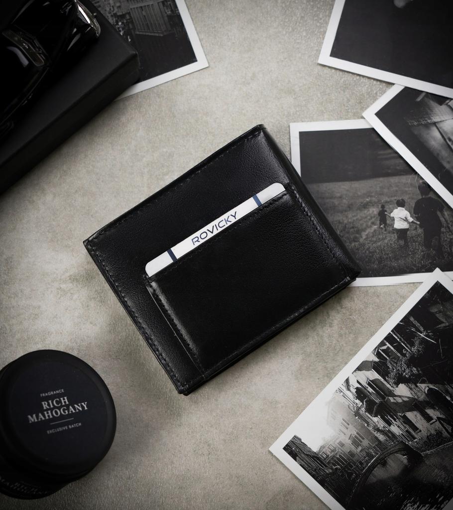 Men's Leather Wallet with a Pocket On the Reverse - Cavaldi